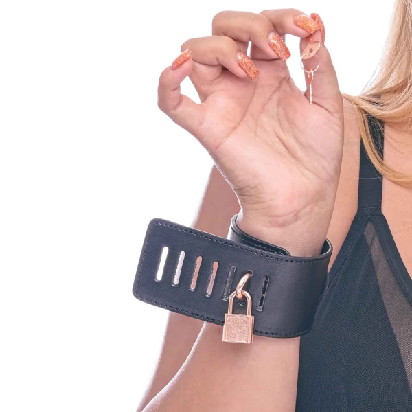 Sex & Mischief Brat Locking Cuffs Set By Sportsheets - Rose Gold & Black