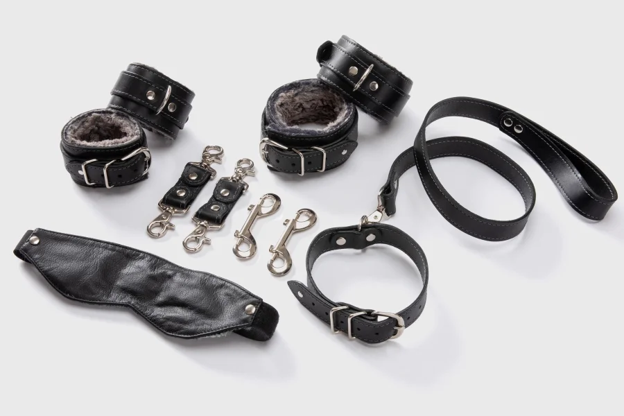 Liberator Leatherworks Harlowe Faux Fur Premium Gift Set