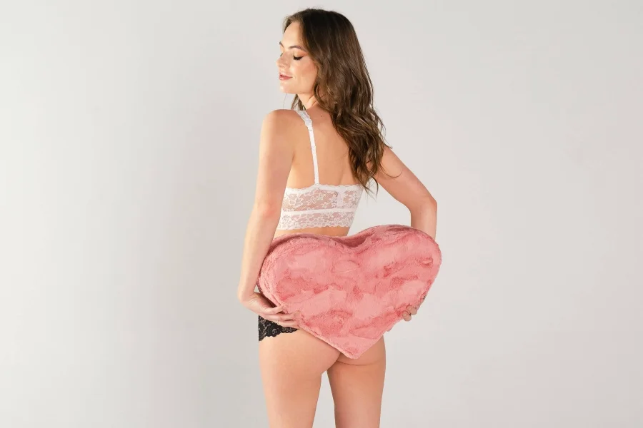 Fur Heart Wedge