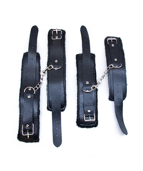 Extreme bondage set