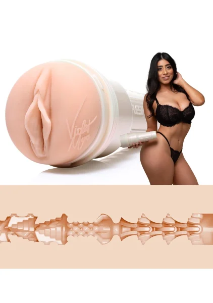 Fleshlight Girls: Violet Myers Waifu