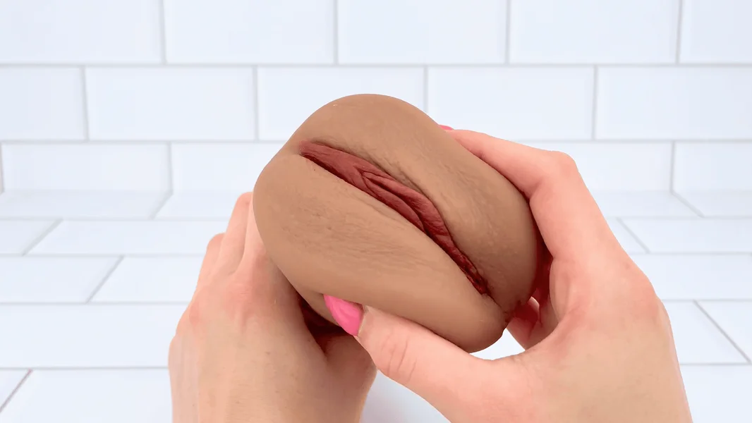 Real Feel Pocket Pussy - Incredible Sucking Sensations! — image 13 of 14