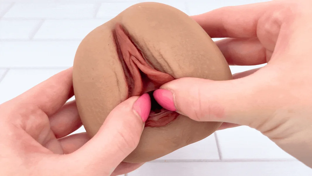 Real Feel Pocket Pussy - Incredible Sucking Sensations! — image 8 of 14