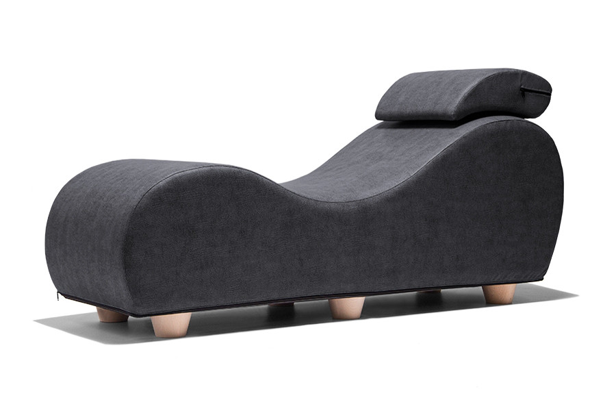 Esse Chaise II — image 4 of 25