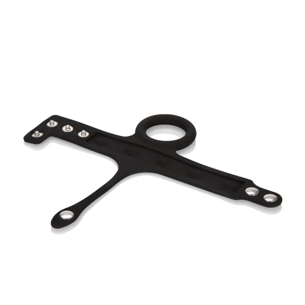 Silicone tri-snap ball spreader