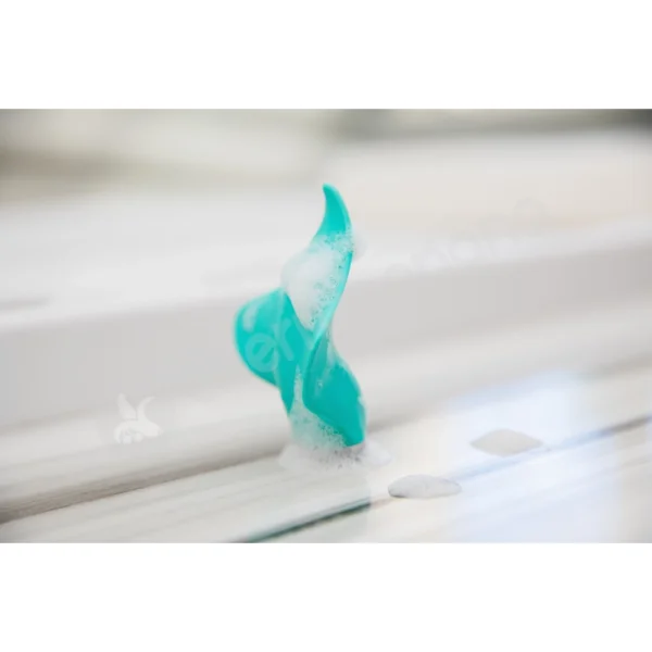 Mimic Seafoam Rechargeable Clitoral Palm Vibrator