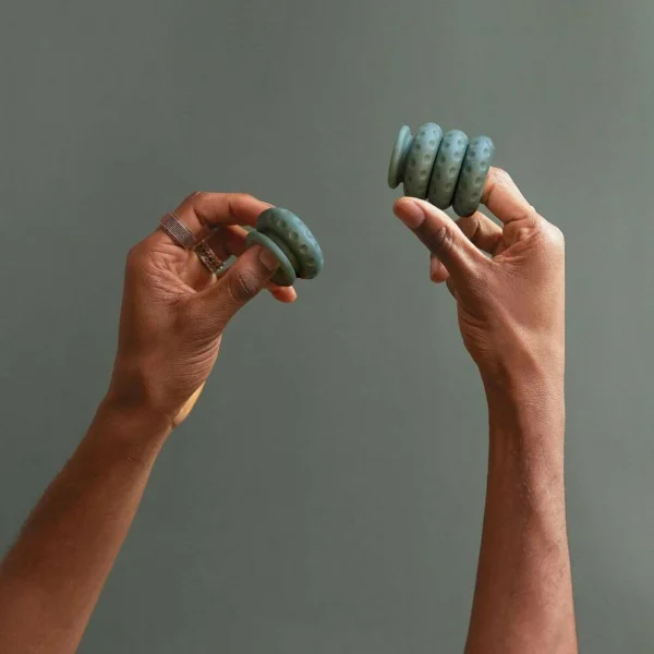Ohnut Wearable for Painful Sex
