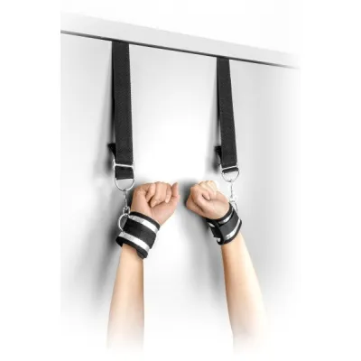 Fetish Tentation Door Hanger Handcuffs