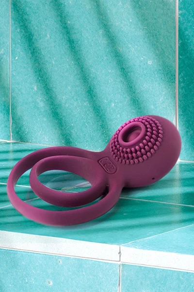 Svakom Tammy 3.1" Vibrating Couples Ring with Double Rings
