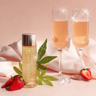 HighOnLove Strawberries Champagne Cannabis Massage Oil 120ml