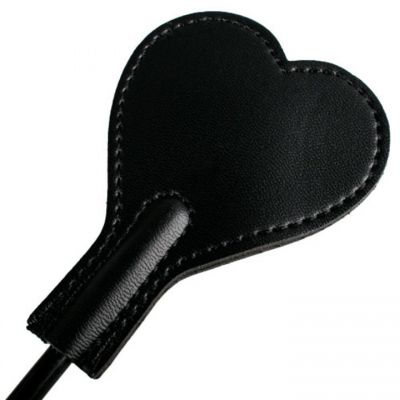 Bondara Black Heart Shaped Crop 21 Inch