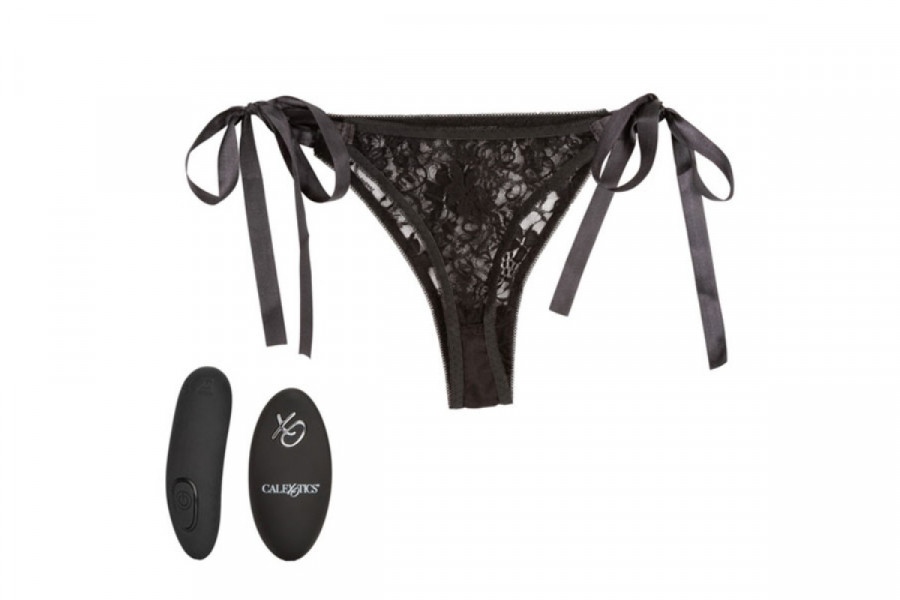 Remote Control Lace Thong Set