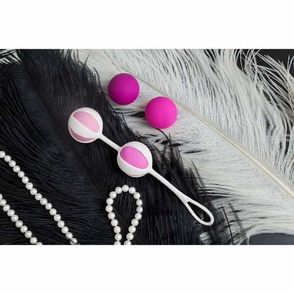FT London Geisha Balls 2