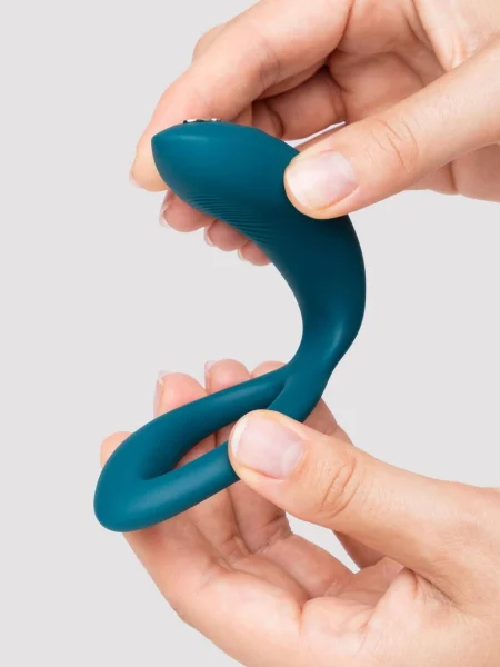 We-Vibe Sync O Remote and App Controlled Rechargeable Couple's Vibrator