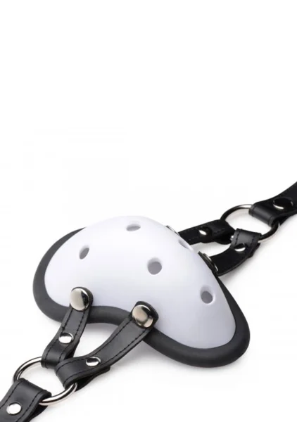 Musk Athletic Cup Muzzle