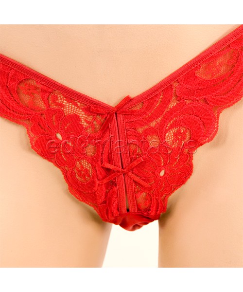 V-cut lace thong