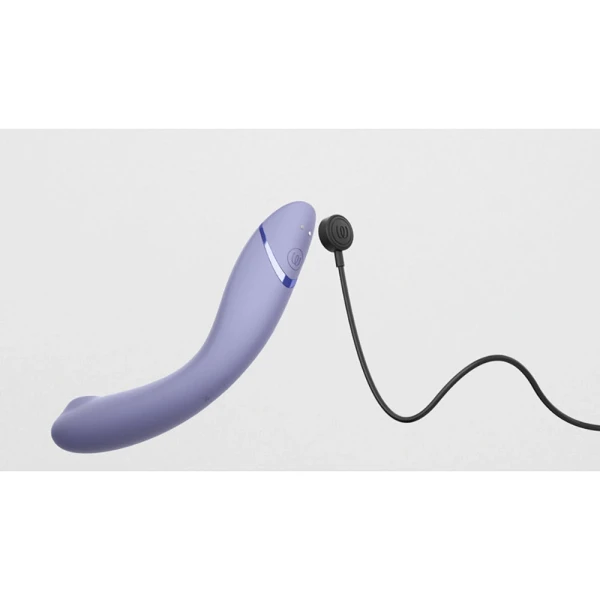 Clitoral Stimulation:  Womanizer Og G-spot Pleasure Air Stimulator Lilac