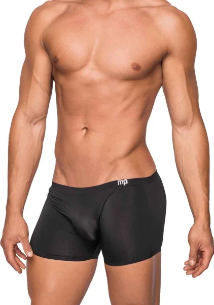 Seamless Sleek Short with Sheer Pouch