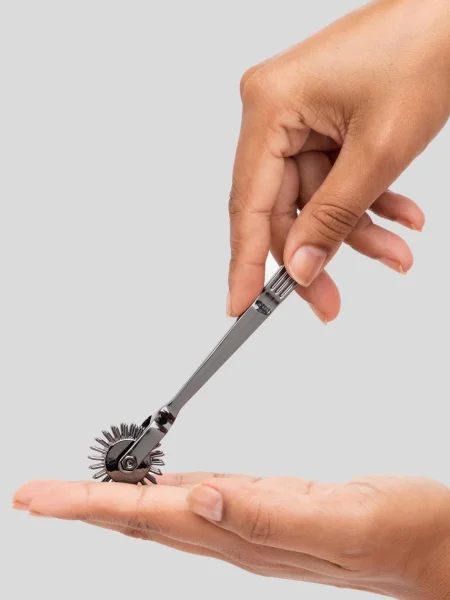 Kink by Doc Johnson Three Wheel Metal Wartenberg Pinwheel