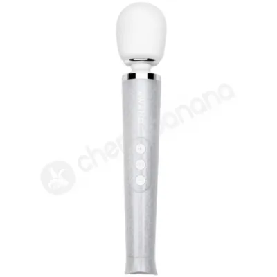 Le Wand White Petite Wand Massager All That Glimmers Gift Set