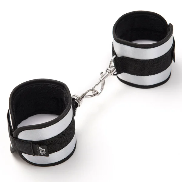 Fifty Shades - Totally His Handcuffs — image 10 of 13