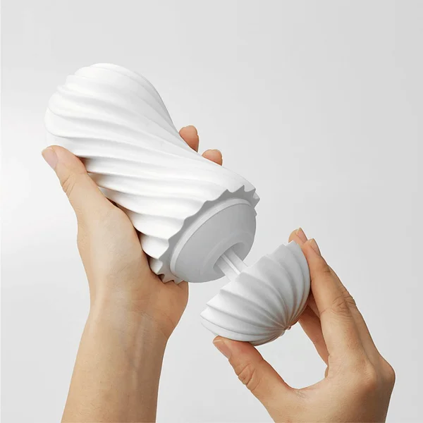 Tenga Flex |  Spinning and Flexible Stroker Black/White — image 8 of 14