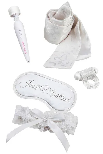 Bodywand 5 Piece Honeymoon Lovers Kit — image 4 of 4