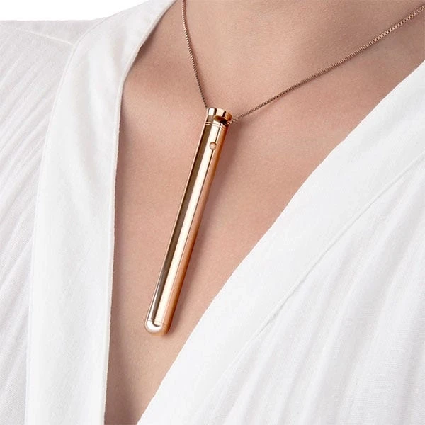 Le Wand Chrome Pendant Necklace Vibrator