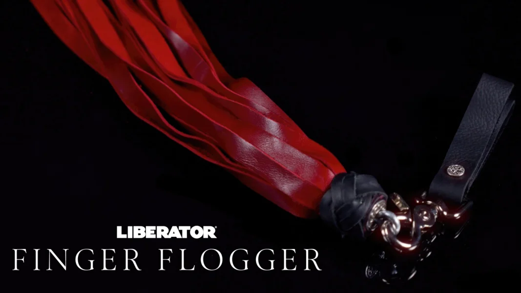 Dragontailz Leather Finger Flogger