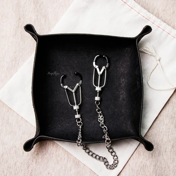 Helix Nipple Clamps by Shots — image 5 of 8