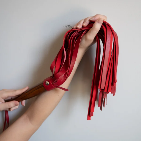 Wooden Handle Leather Flogger — image 17 of 25