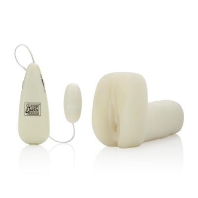 Glow In The Dark Vibrating Masturbator