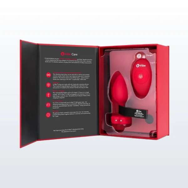 B-Vibe Vibrating Heart Plug
