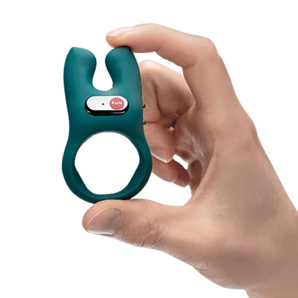 Fun Factory Next Level Orgasm Manta Penis Massager and Ring Set