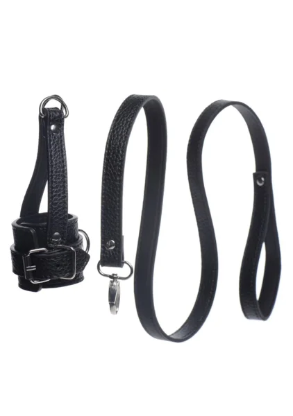 Strict Ball Stretcher With Leash