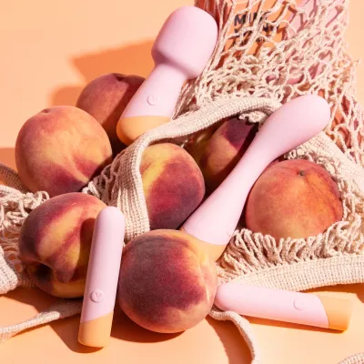 VUSH Peachy Mini Wand Vibrator