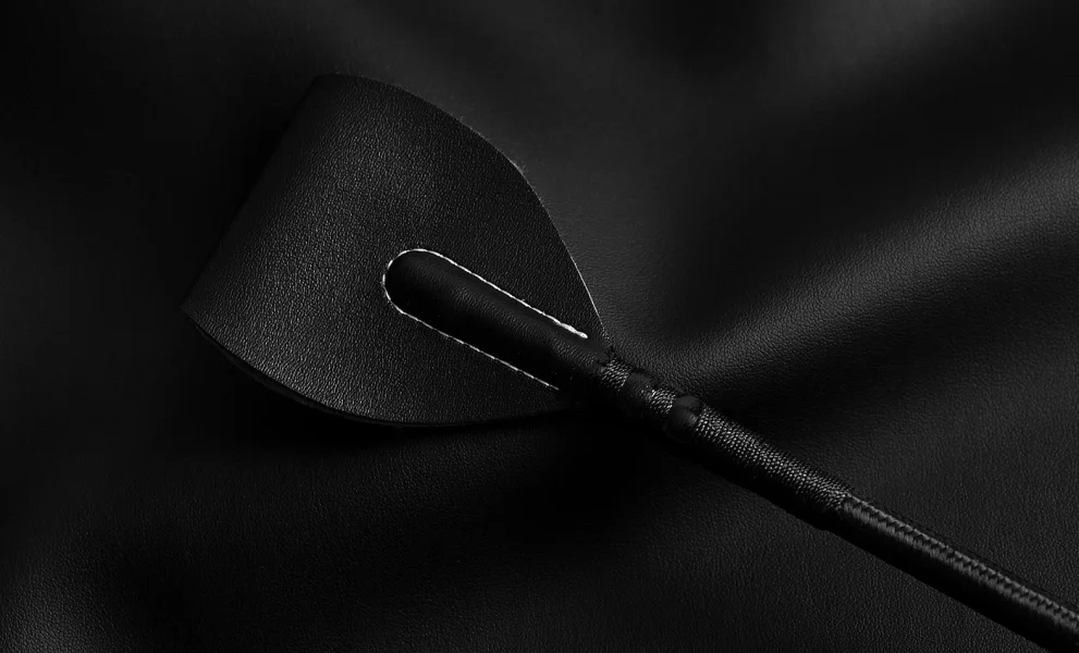 Liberator Kraków 20” Wide-Winged Riding Crop — image 4 of 7