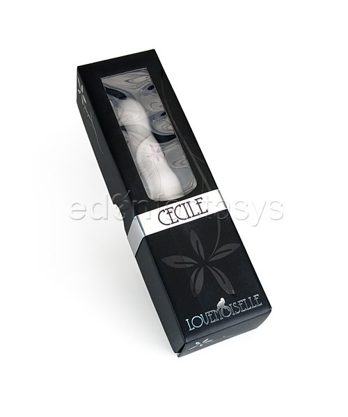 Lovemoiselle Cecile