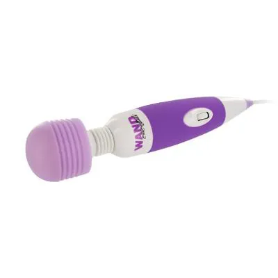 Wand Ess Body Massager Multi Speed Purp