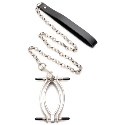 Pussy Tugger Adjustable Pussy Clamp With Leash Silver