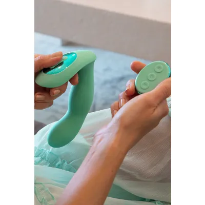 JimmyJane Pulsus G Spot 4 1 Rocking G Spot Vibrator with Remote Control