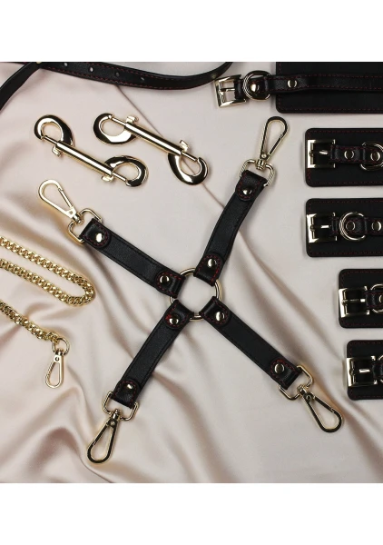 Beatrix 13 Piece Bondage Set