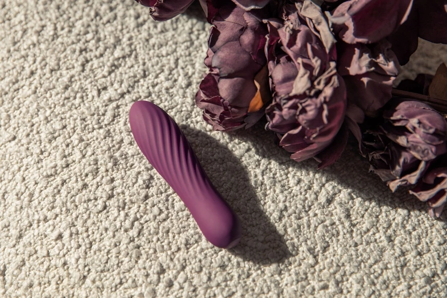 Tulip Bullet Vibrator By Svakom