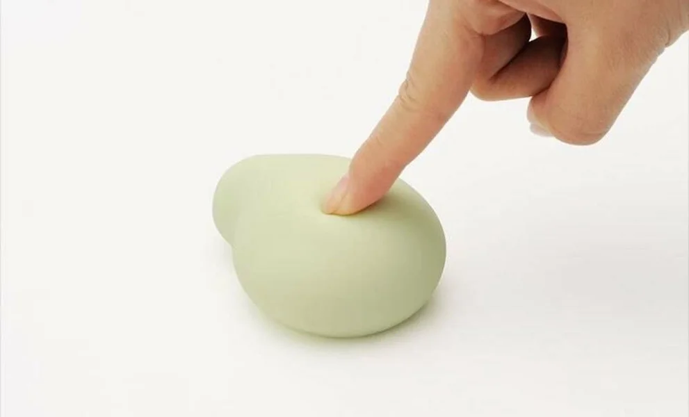 Tenga Iroha Vibrator — image 8 of 20