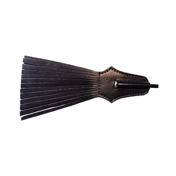 Rouge Tasseled Riding Crop