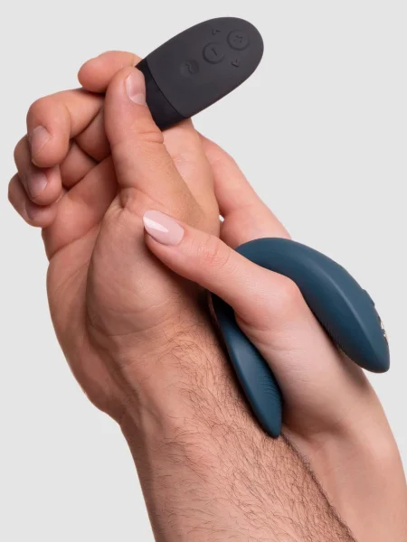 We-Vibe Sync Simple Remote Control and App Rechargeable Couple's Vibrator