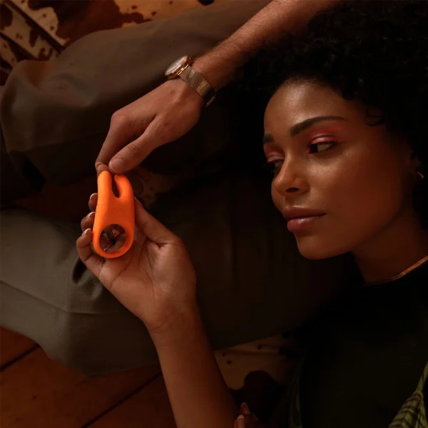 Vush Orb Vibrating Couples Ring