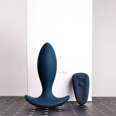 Lux Active Throb Thrusting Butt Plug with Remote Control