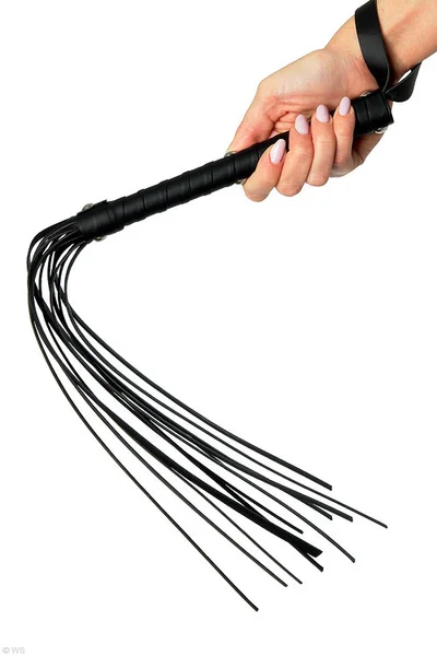 Pipedream Cat O' Nine Deluxe Vinyl Flogger — image 6 of 8