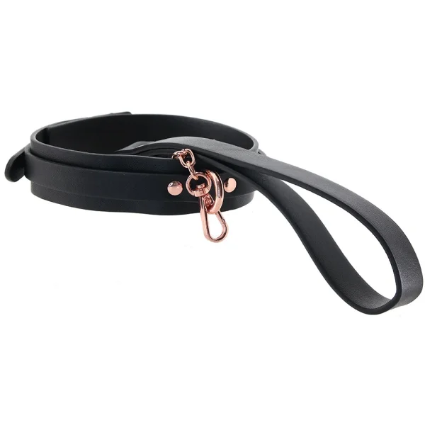 Bondage Couture Collar & Leash